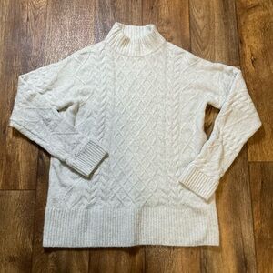 H&M Mock Turtleneck Cream Cable Knit Sweater Womens‎ Small Soft Cozy